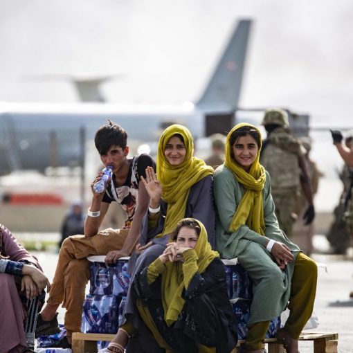 [KABUL] Miles de afganos escapan de su país pero no eligen venir a Argentina "Es un país muy inestable, no estamos acostumbrados". ...
