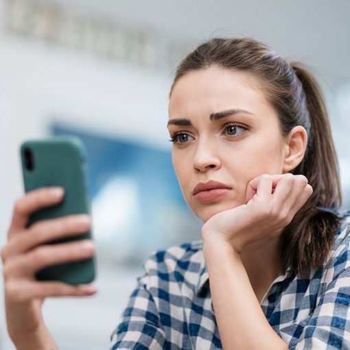 [REDES] Whatsapp agregaría una tercera tilde que indicará si el receptor, además de haber leído el mensaje, lo entiende. ...